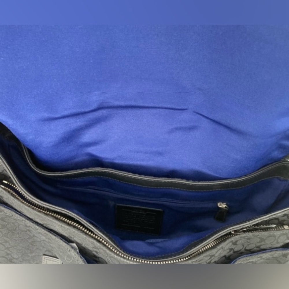 VINTAGE Coach voyager messenger style laptop bag in signature canvas w/ hangtag - Picture 6 of 8